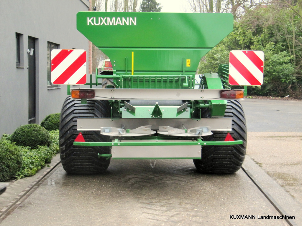 Der Kurier Kalkstreuer Kuxmann Landmaschinen